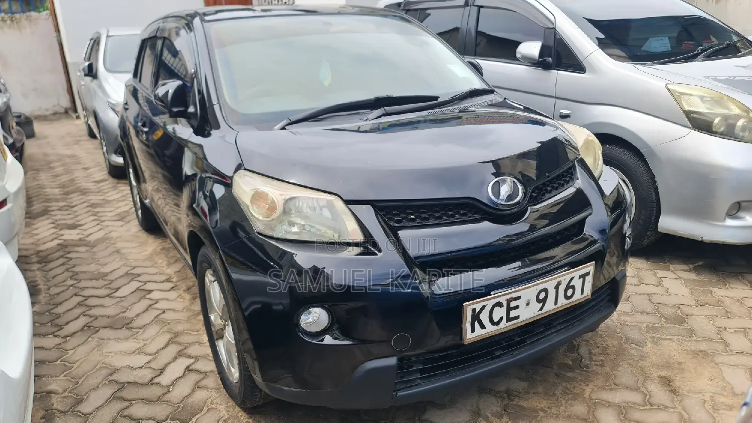 Toyota IST 2010 Black