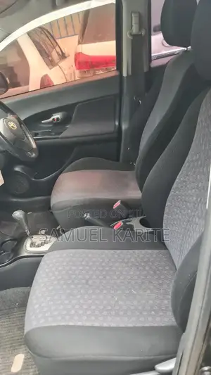 Toyota IST 2010 Black