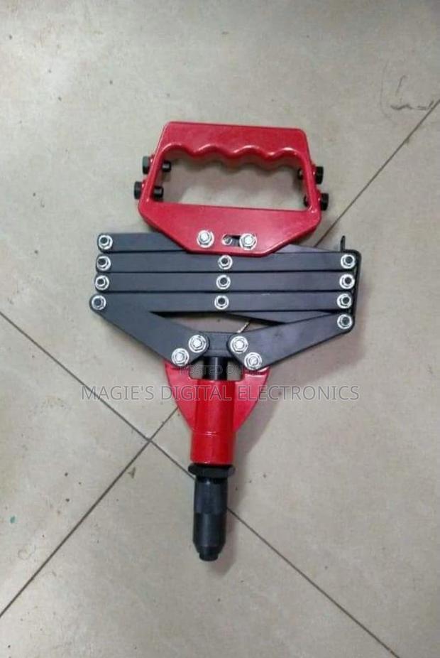 Durable Rivet Gun