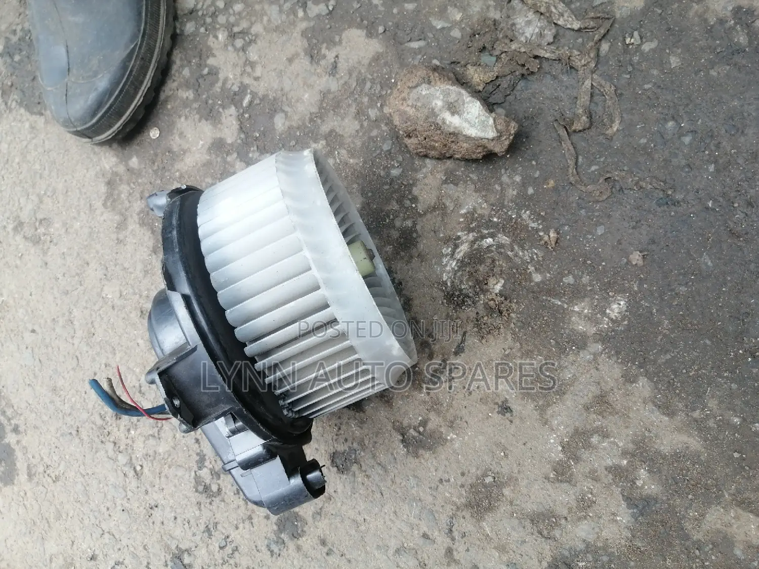 Toyota Noah 3ZR Blower
