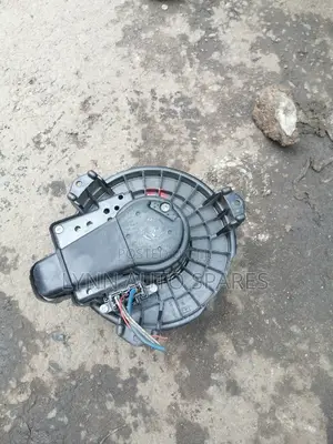 Toyota Noah 3ZR Blower