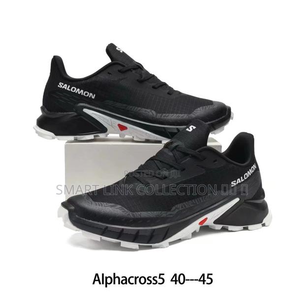 Alphacross Salomon Shoe