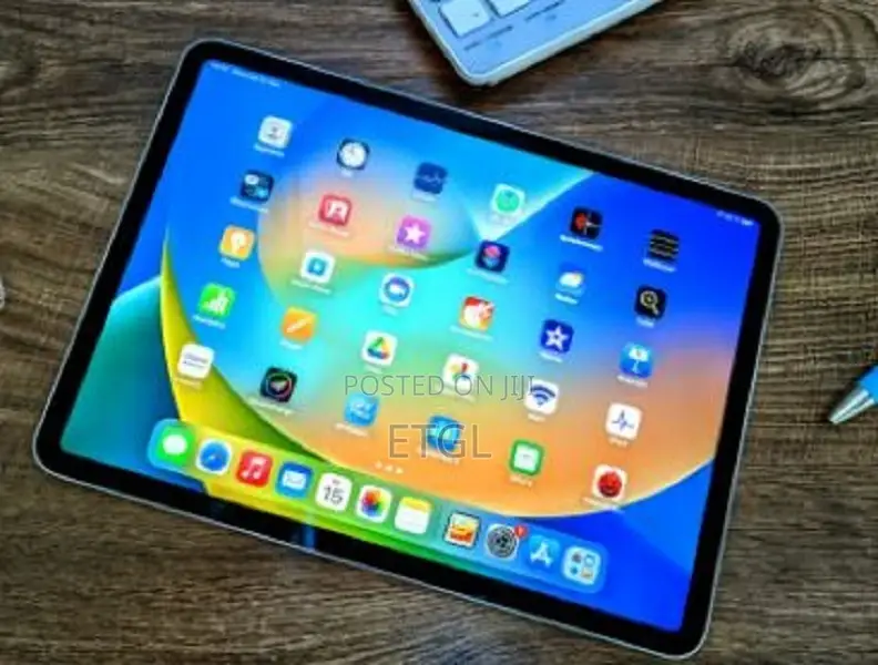 New Apple iPad Pro 11 (2020) 128 GB Black