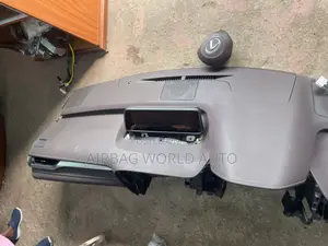Lexus 570 Dashboard Airbag
