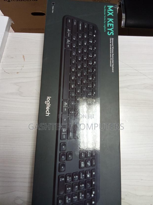 Logitech Mx Keys // Logitech Mx Keys - main view