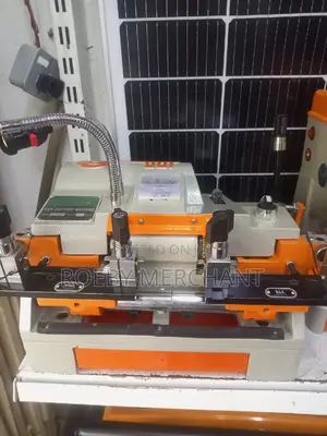 Commercial Key Cutting Machine