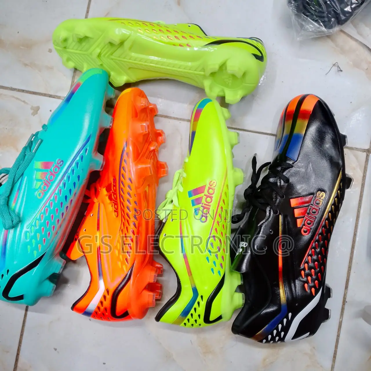 Soccer Boots Size 40-45 /New Soccer Boots