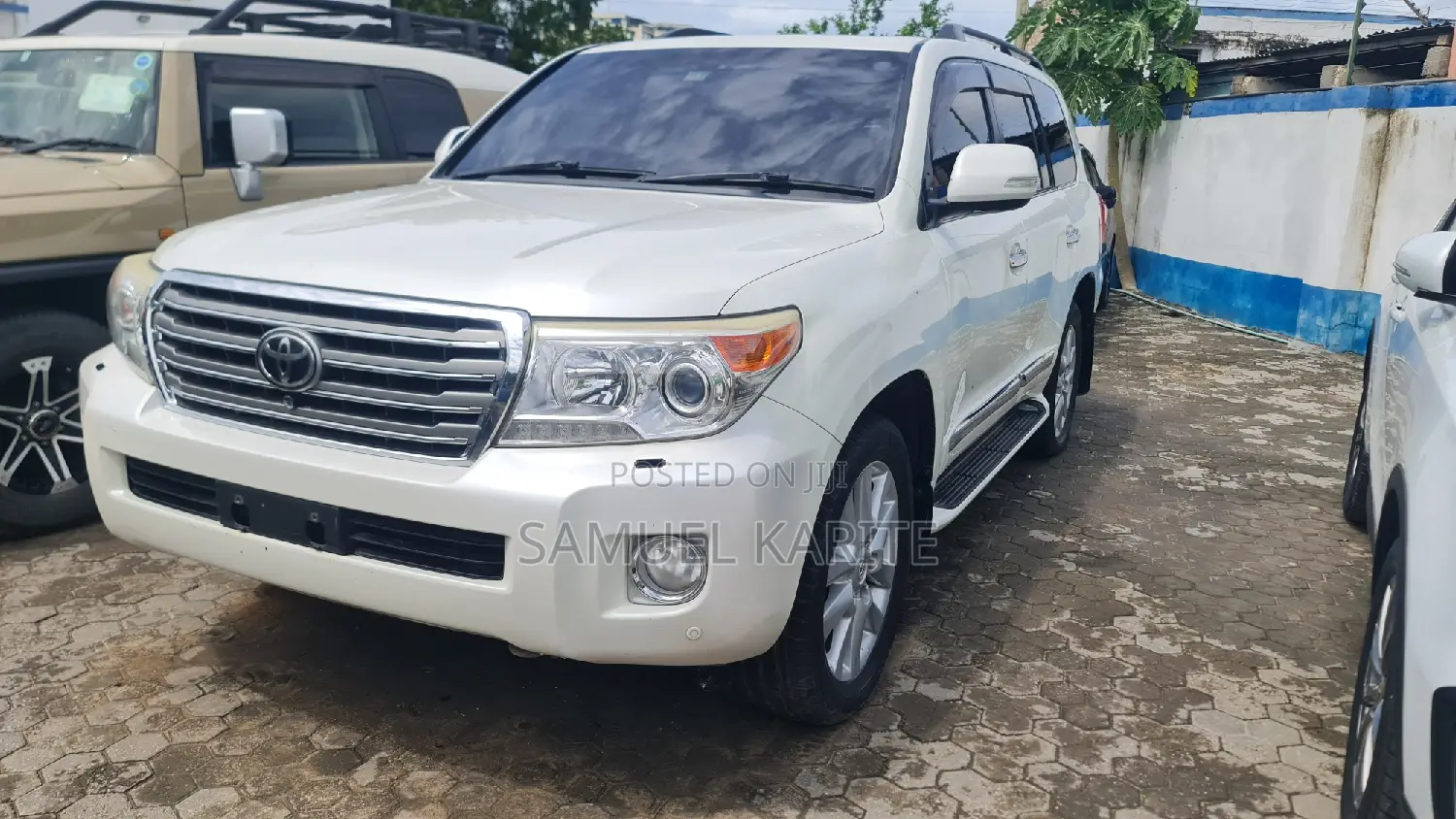 Toyota Land Cruiser 2014 White