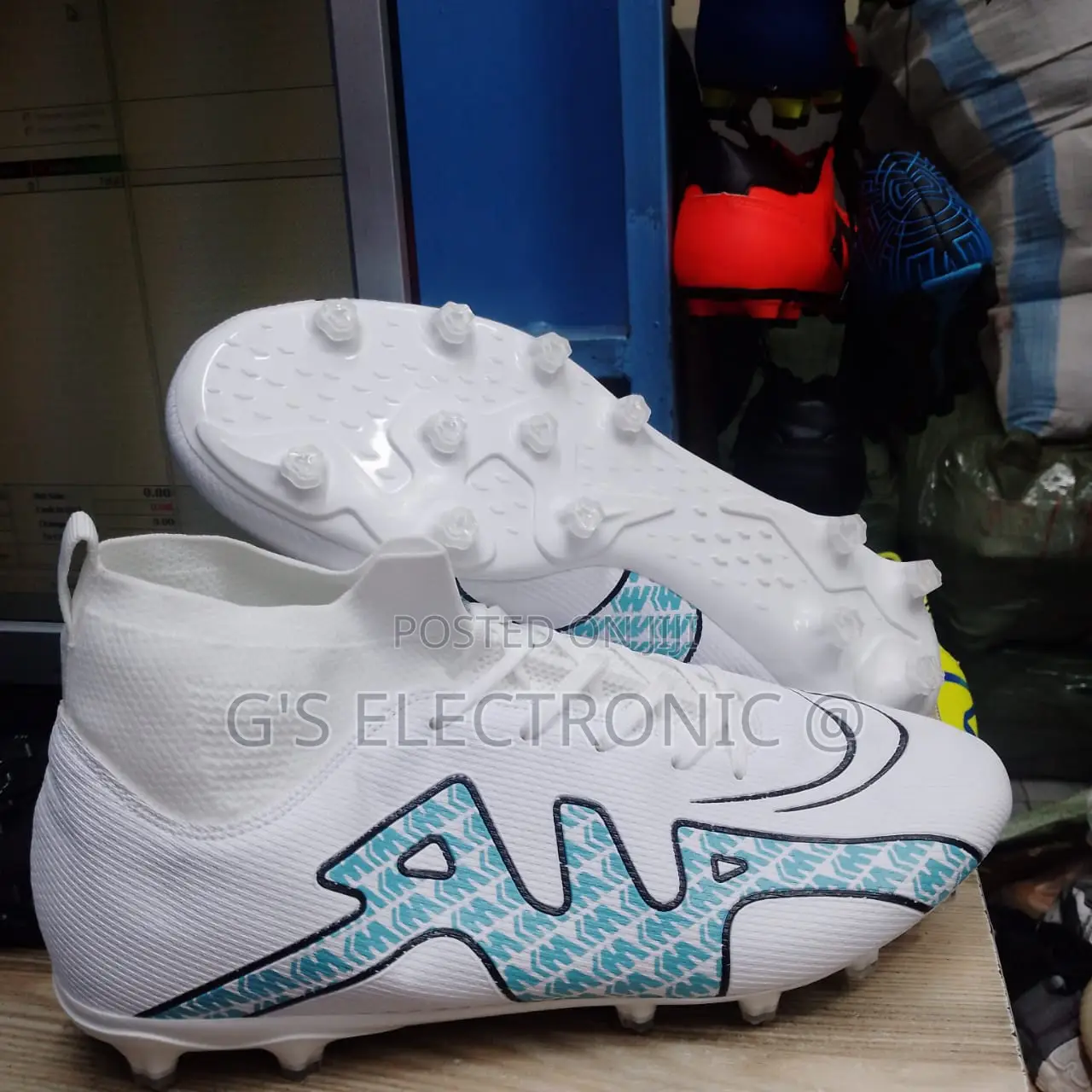 Soccer Boots Size 40-45 //Football Boots.