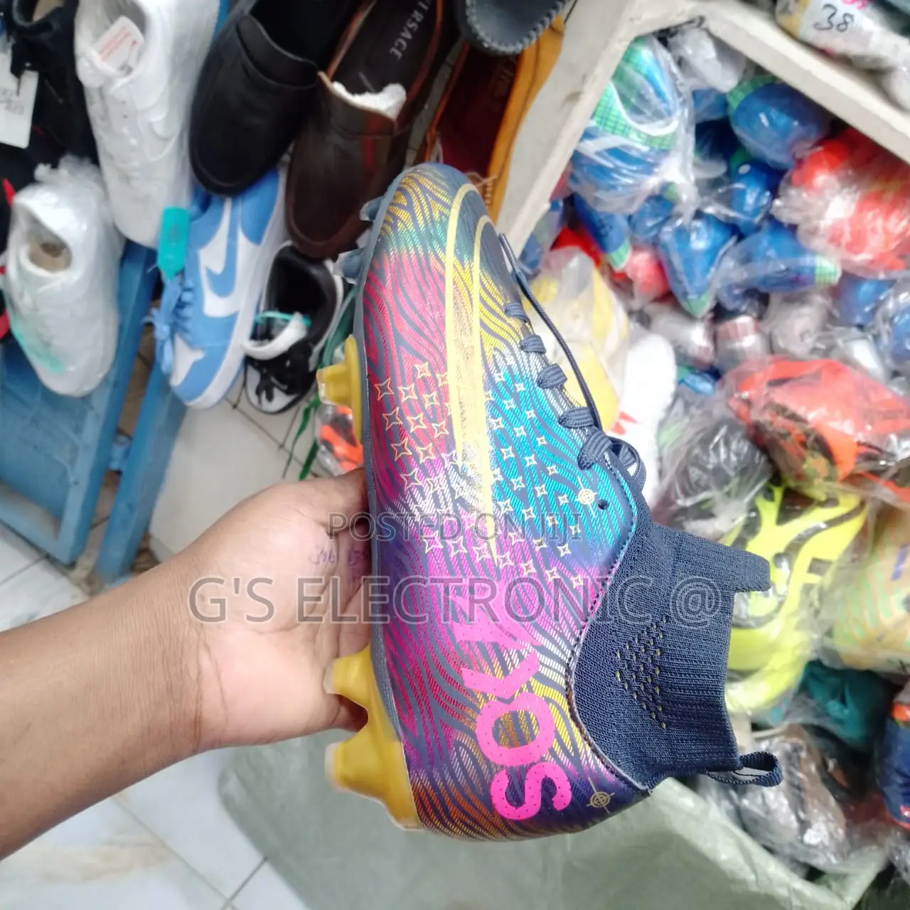 Soccer Boots Size 40-45 //Football Boots.