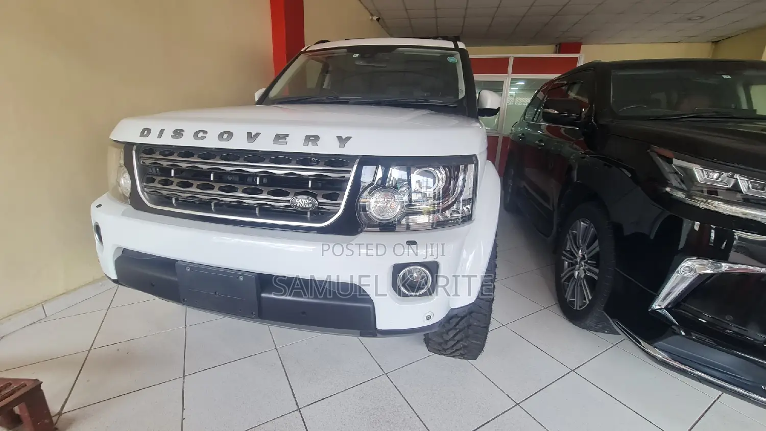 Land Rover Discovery 2017 White