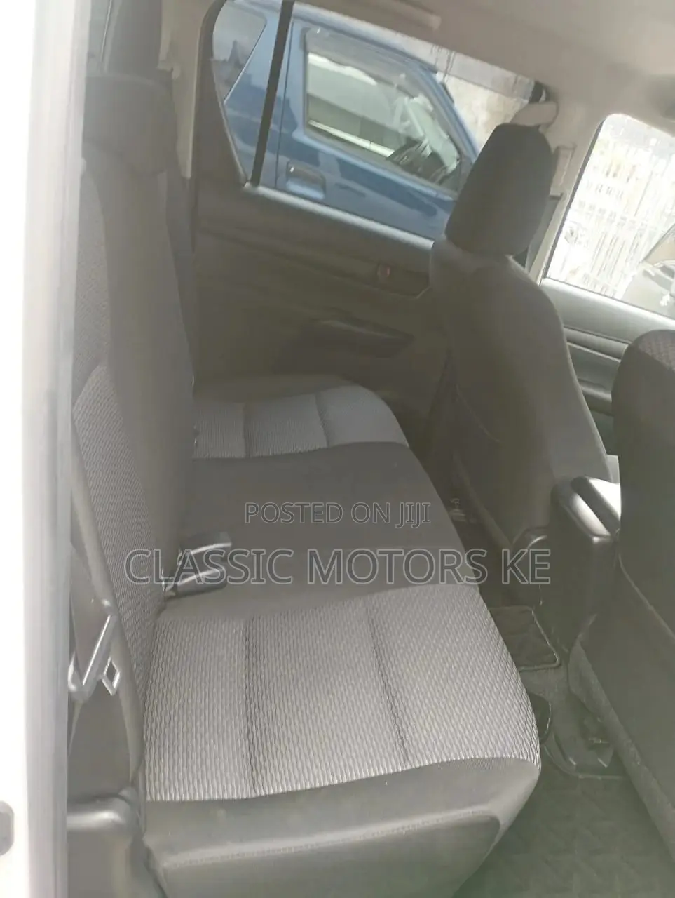 Toyota Hilux 2018 White