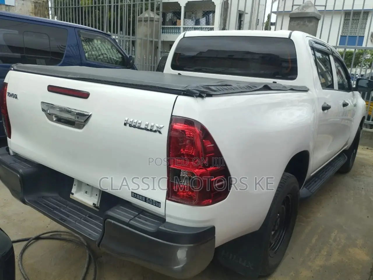 Toyota Hilux 2018 White