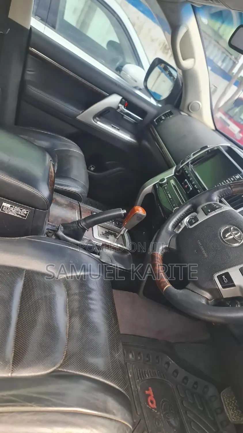Toyota Land Cruiser 2014 White