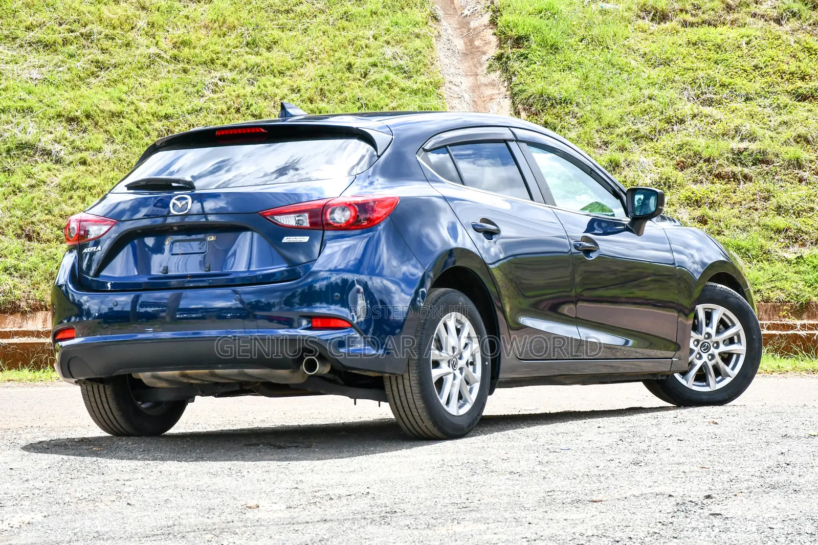 Mazda Axela 2017 Blue