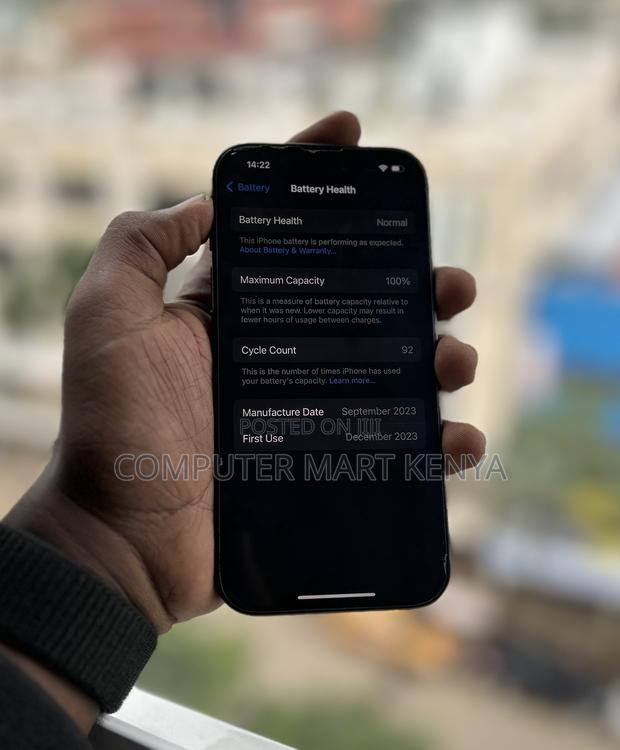 Apple iPhone 15 128 GB Black - thumbnail 3