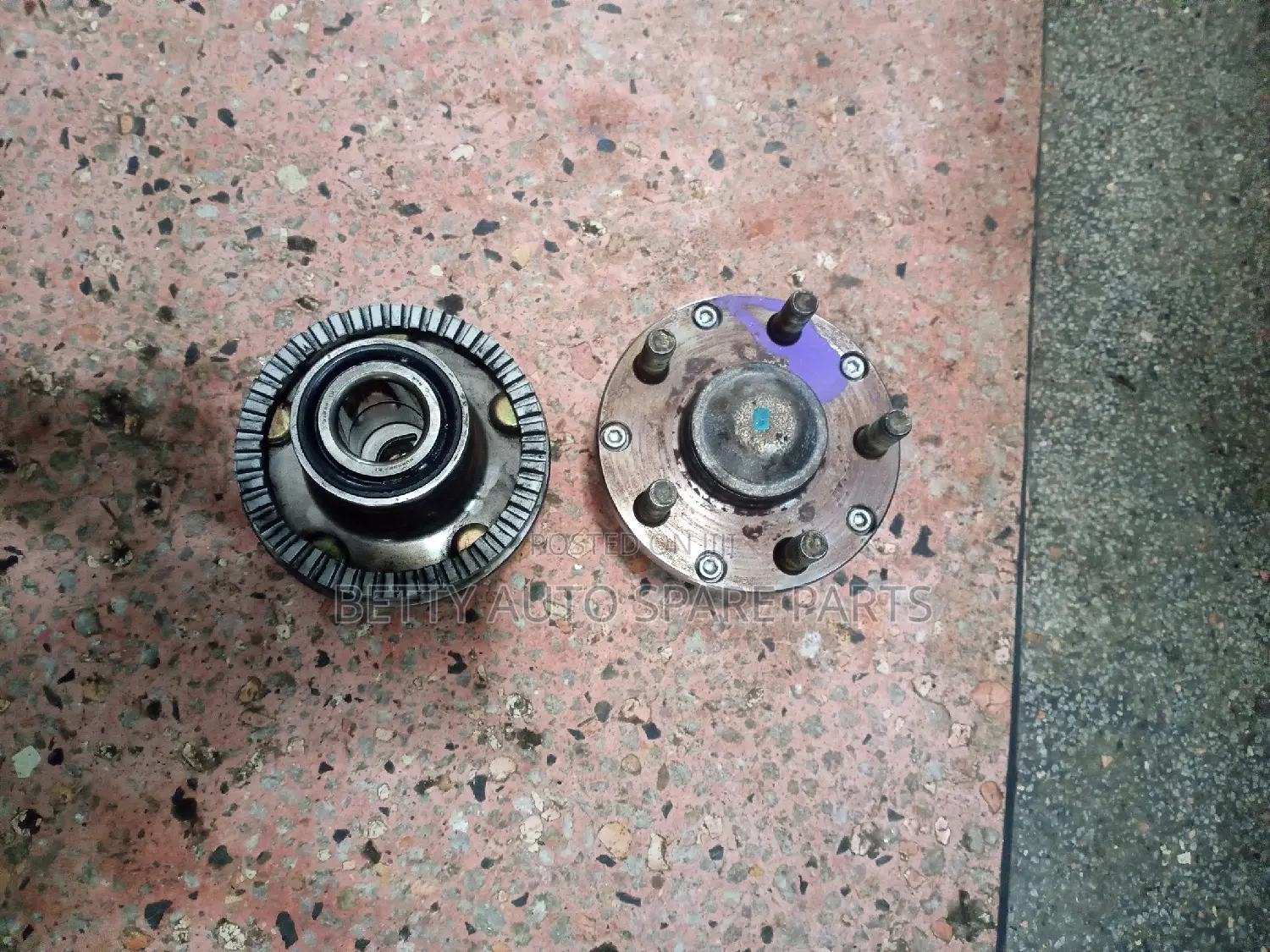 Subaru Impreza GG2 Rear Hub