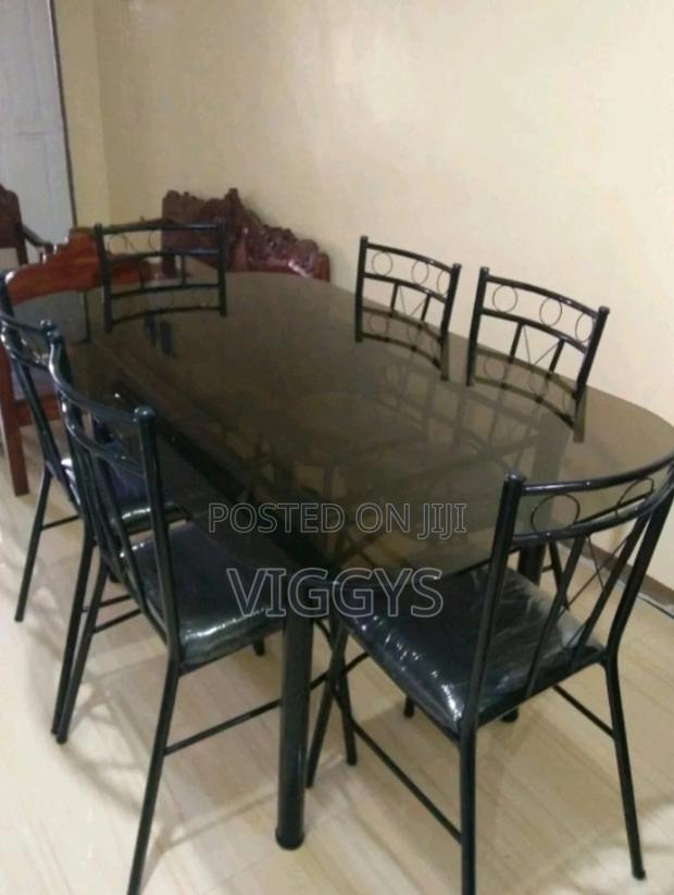 Classic 6 Seater Dinning Table - main view