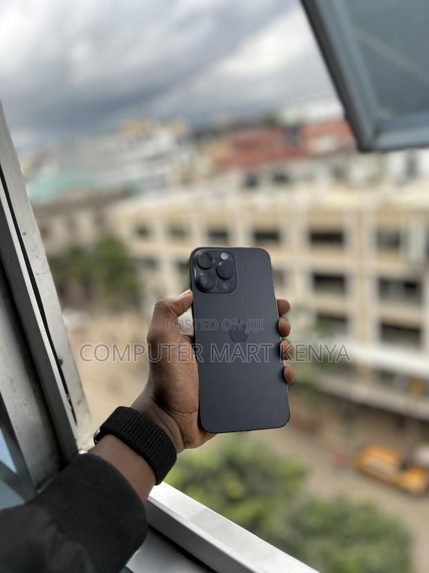 Apple iPhone 14 Pro Max 256 GB Black - main view