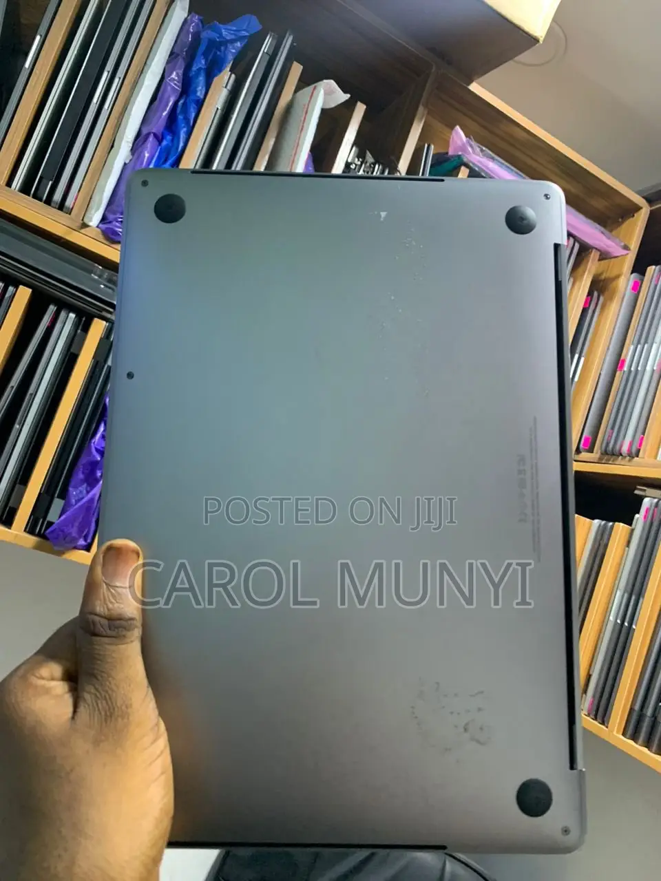 New Laptop Apple MacBook 2018 16GB Intel Core i7 SSD 512GB