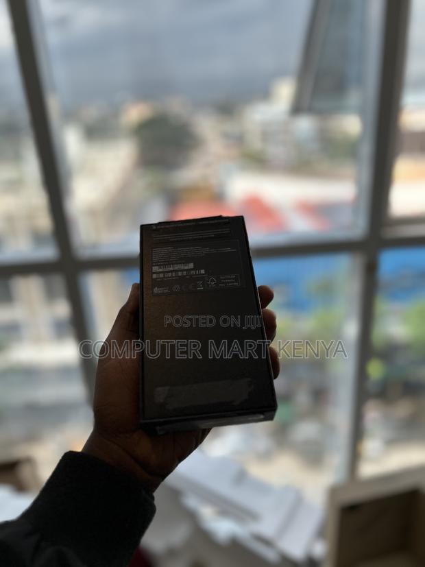 New Samsung Galaxy S23 256 GB Black - thumbnail 2