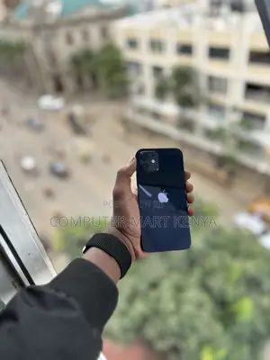 Apple iPhone 12 64 GB Black
