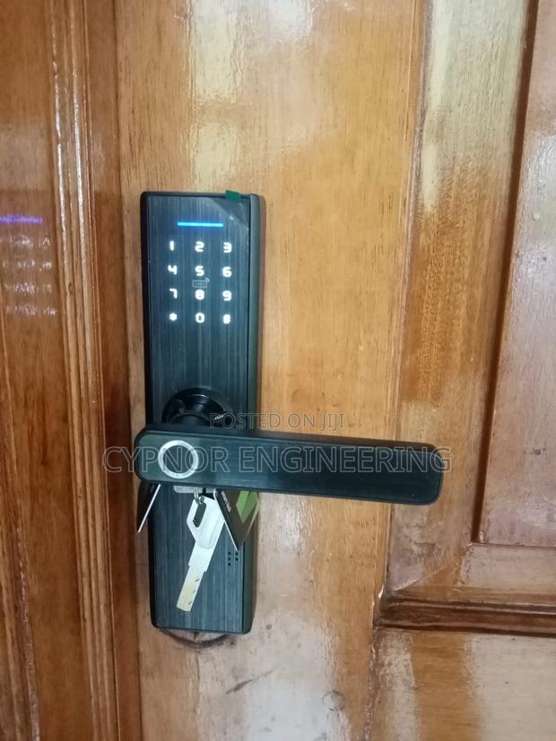 Airbnb Management Smart Biometric Locks - main view