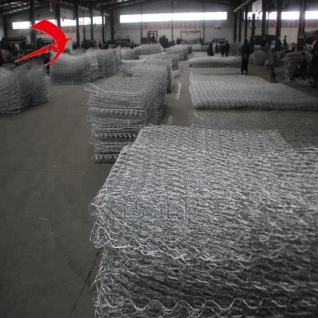 Galvanized Woven Gabion Mattresses/Boxes