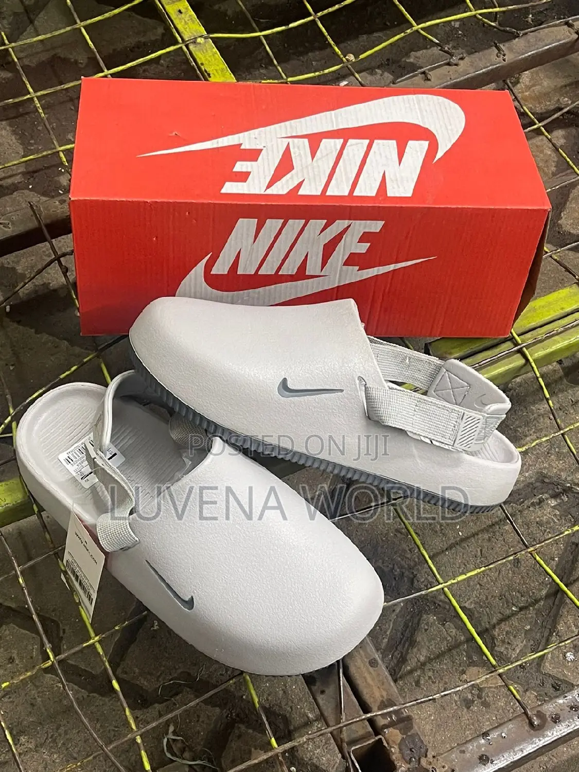 Nike Calm Mules