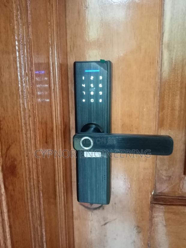 Airbnb Digital Smart Door Lock - thumbnail 3