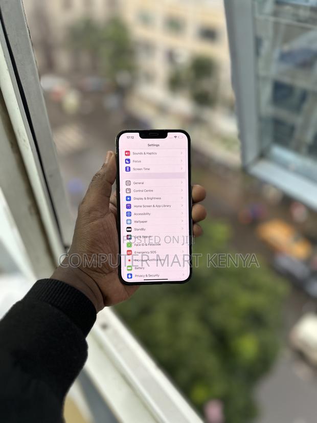 Apple iPhone 13 Pro 128 GB Gold - thumbnail 2