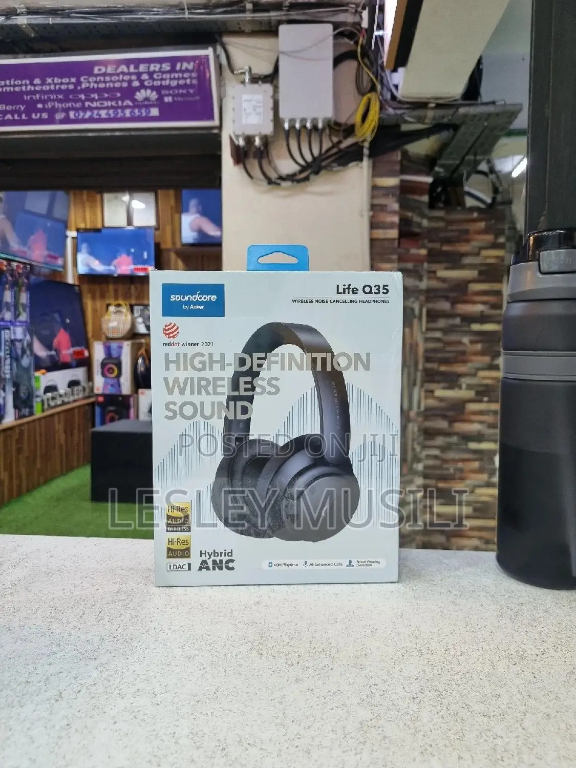 Anker Soundcore Life Q35 – Noise-Cancelling Headphones
