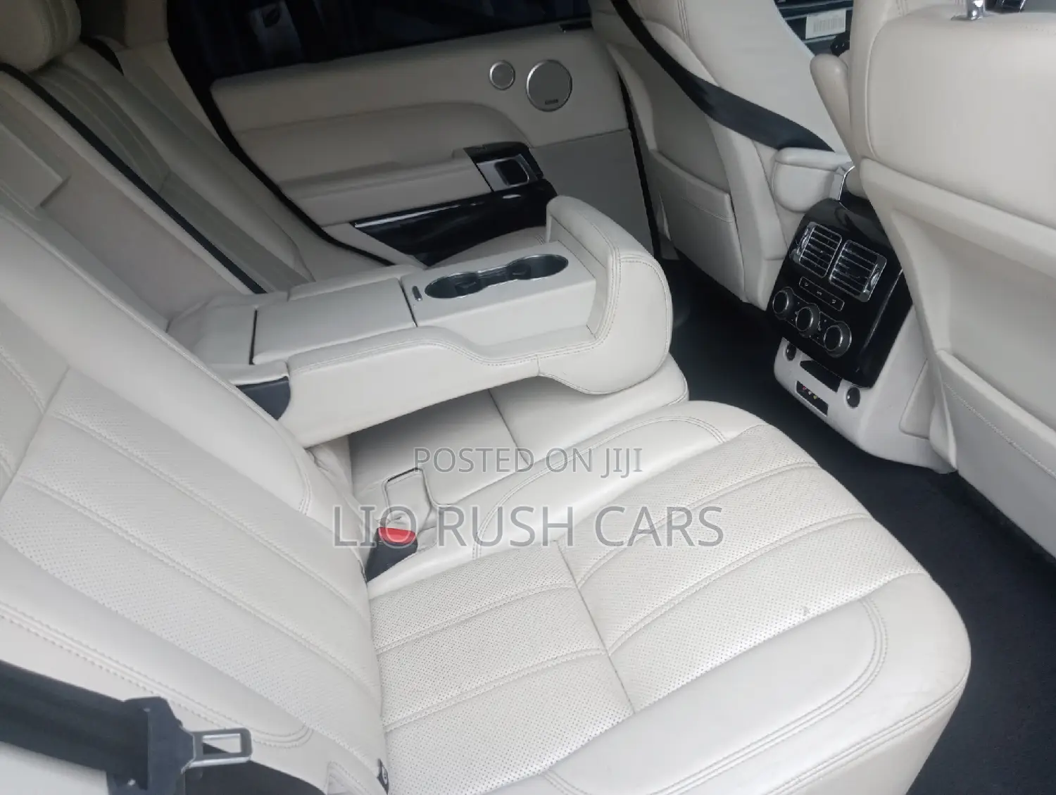 Land Rover Range Rover Vogue 2014 Black