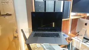 Laptop Apple MacBook Pro 2019 16GB Intel Core i7 SSD 512GB