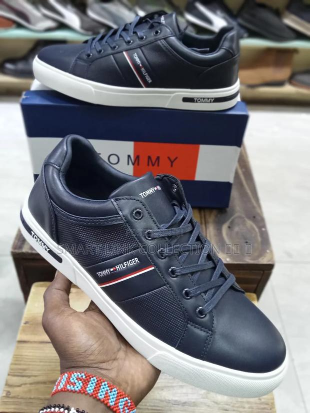 Tommy Hilfiger  - thumbnail 4