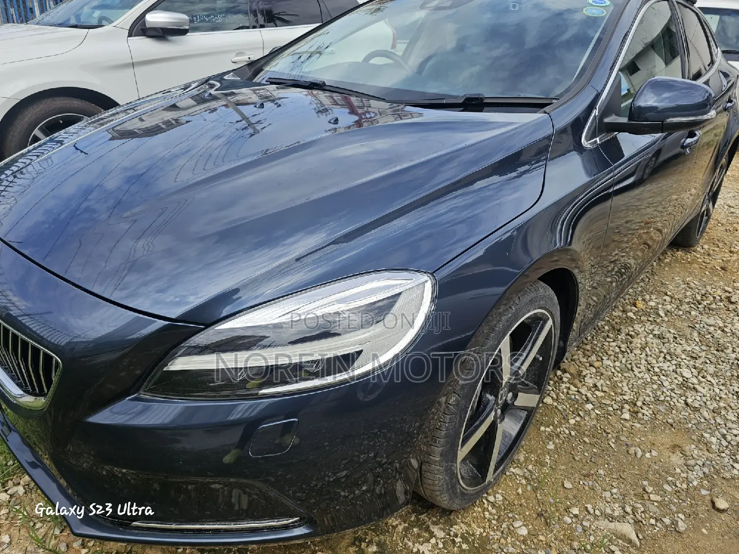 Volvo V40 2017 Blue