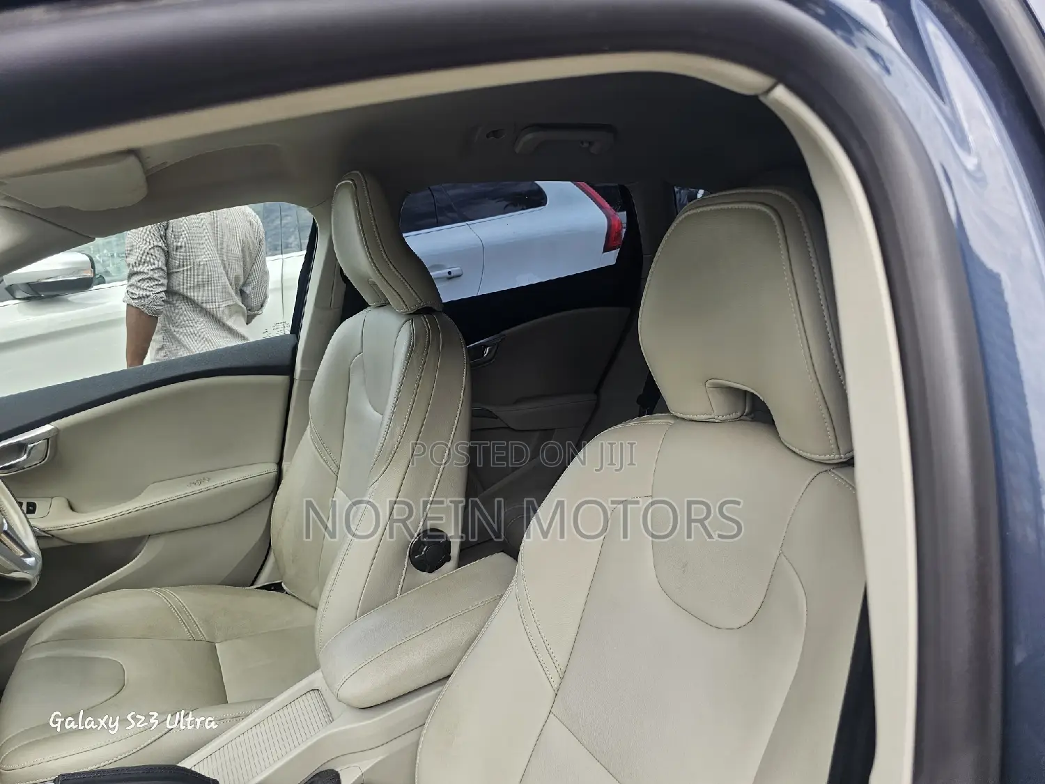 Volvo V40 2017 Blue