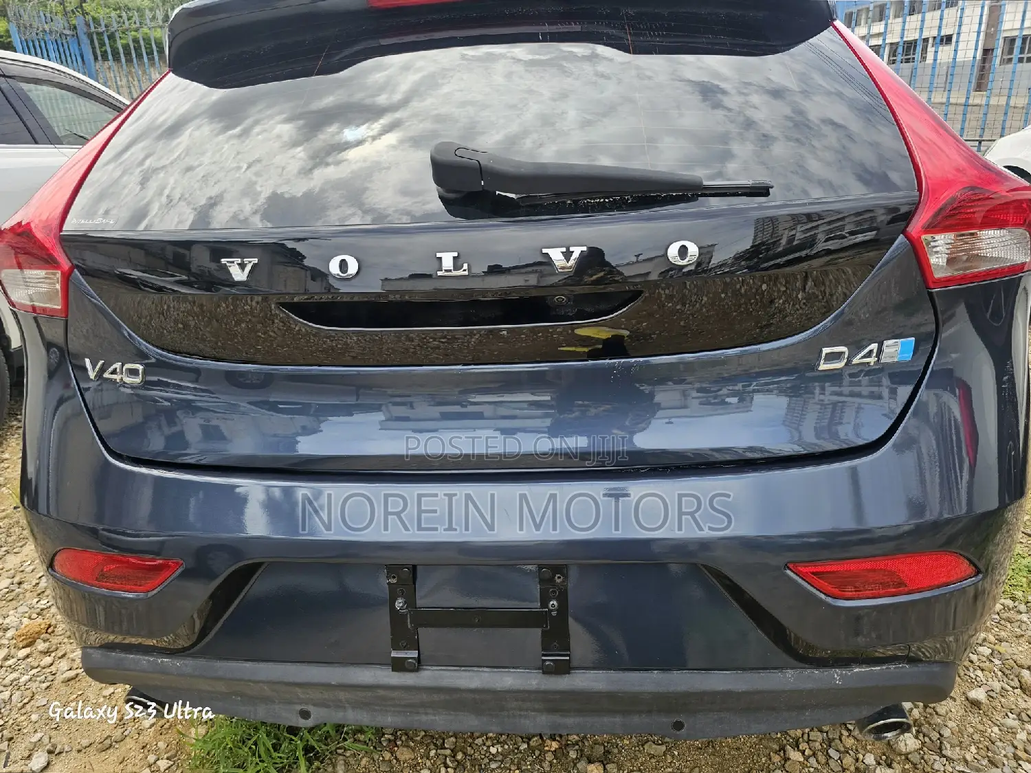 Volvo V40 2017 Blue
