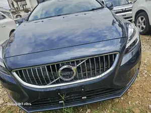 Volvo V40 2017 Blue