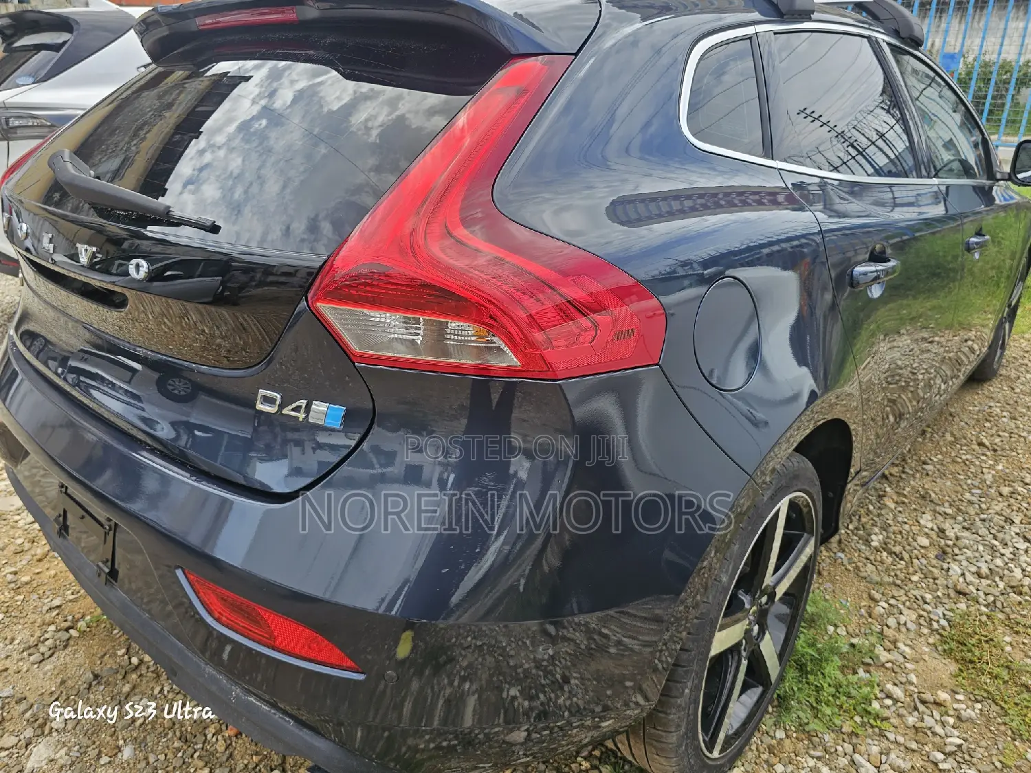 Volvo V40 2017 Blue