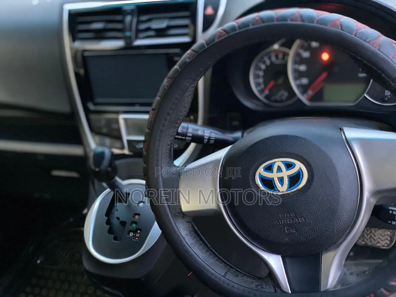 Toyota Ractis 2014 Blue