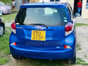 Toyota Ractis 2014 Blue