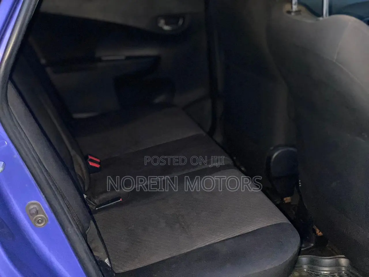 Toyota Ractis 2014 Blue