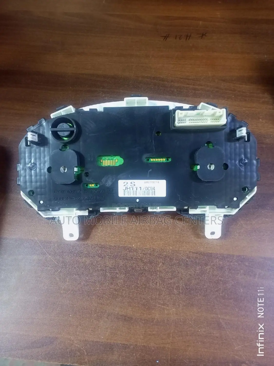 Extrail Nt 31 Clock