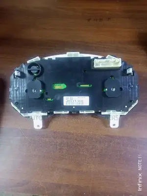 Extrail Nt 31 Clock