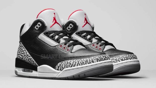 Air Jordan 3 'Black Cat' - thumbnail 2