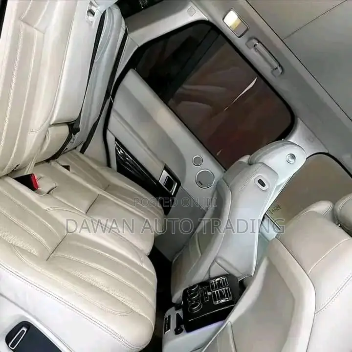 Land Rover Range Rover Vogue 2017 Black