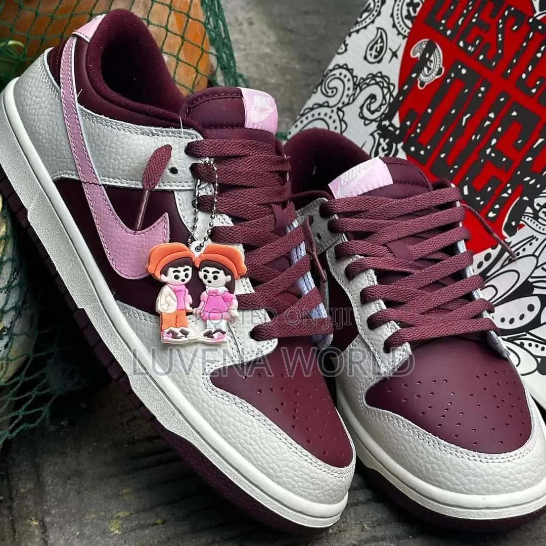 SB Dunk Low