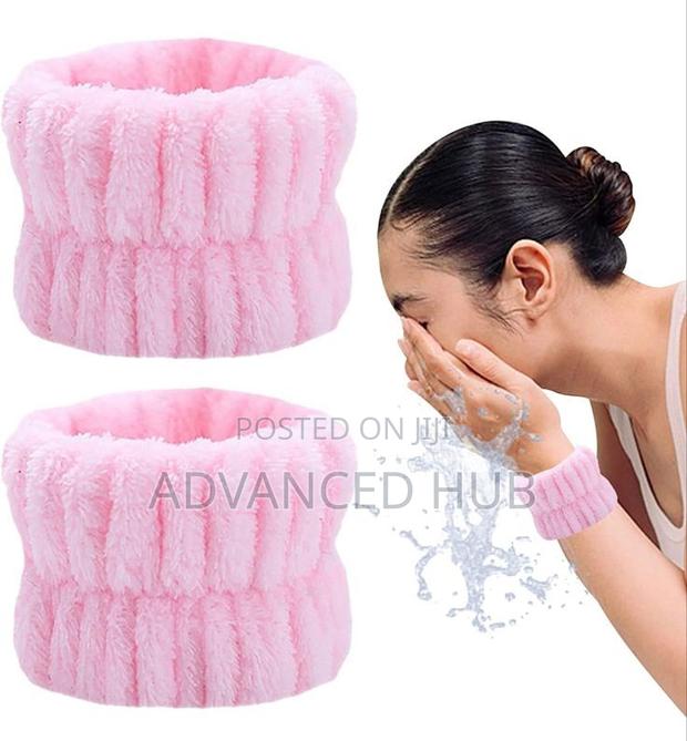 3pcs Plush Wrist Hair Tie - thumbnail 4