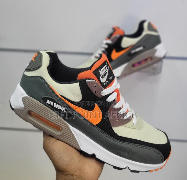 Nike Air Max 90 Unisex Sneakers - main view